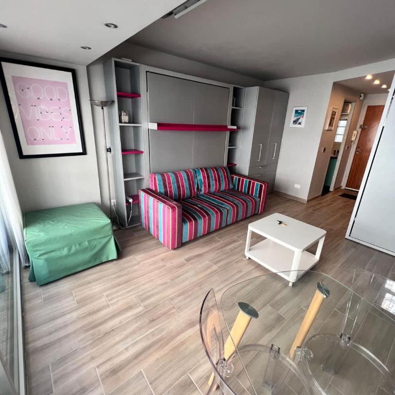 Studio at the heart of Carre D'or 2 mins Sea Wi-fi - Appartement - 14