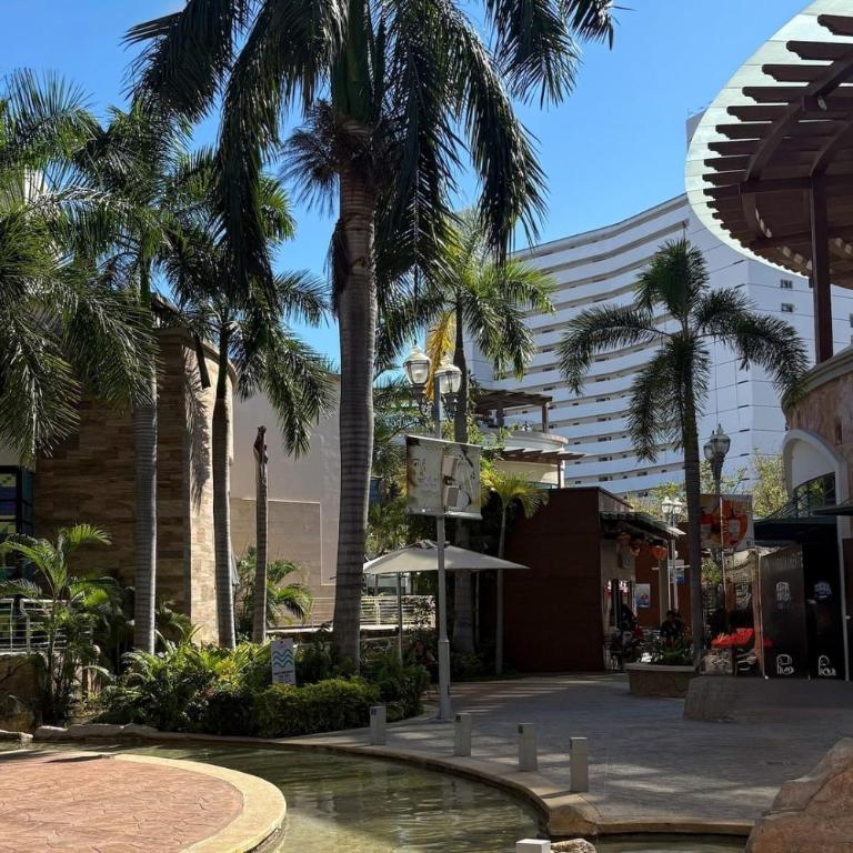 Ocean view & hotel amenities! - Double or Twin Room - 19