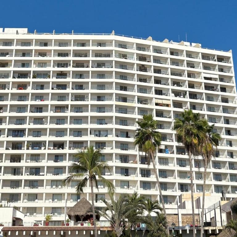 Very Functional with WiFi & Beach Access! - Double or Twin Room - 5