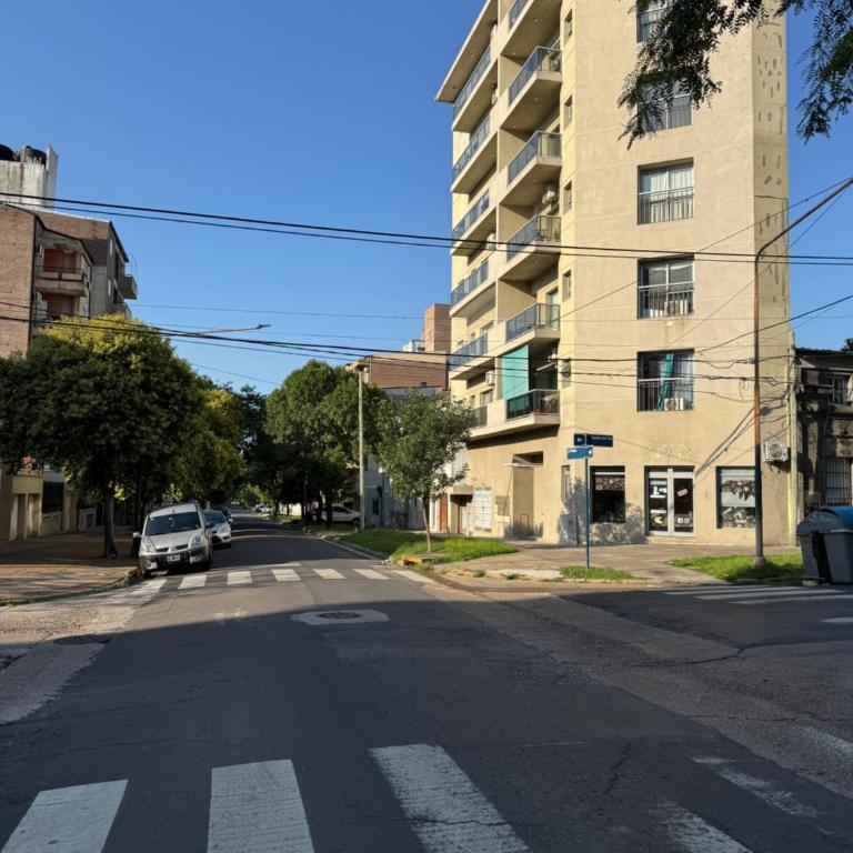 LR - Departamento vista centro de Paraná - Apartamento de 1 dormitorio - 21