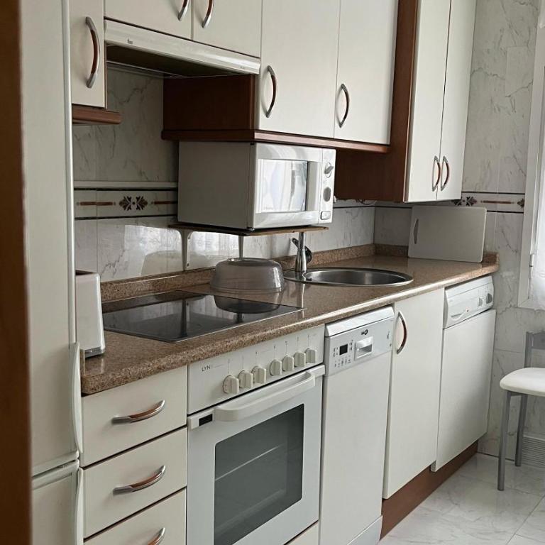 Vivienda al pie del castillo - Apartamento de 2 dormitorios - 10