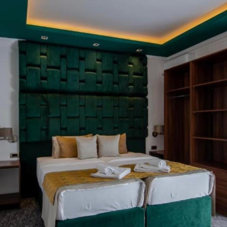 Hotel Garni Ideal - Double or Twin Room - 2