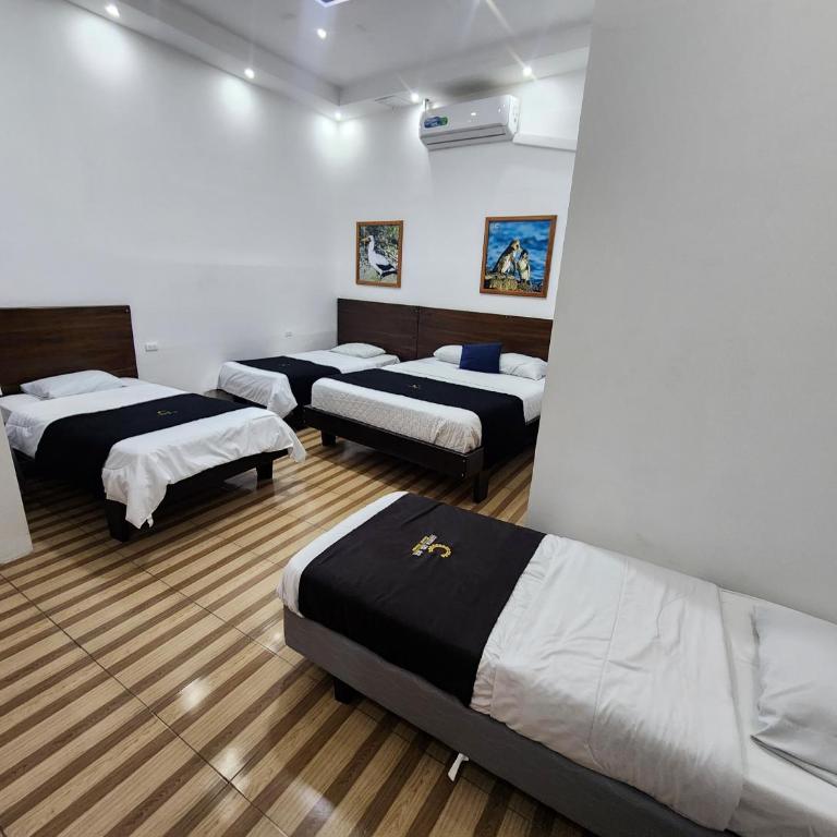 Costa Del Sol - Quadruple Room - 1