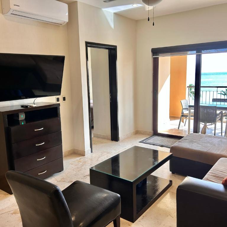 El Faro 402 SURF ocean view 2 bedroom condo - Two-Bedroom Apartment - 3