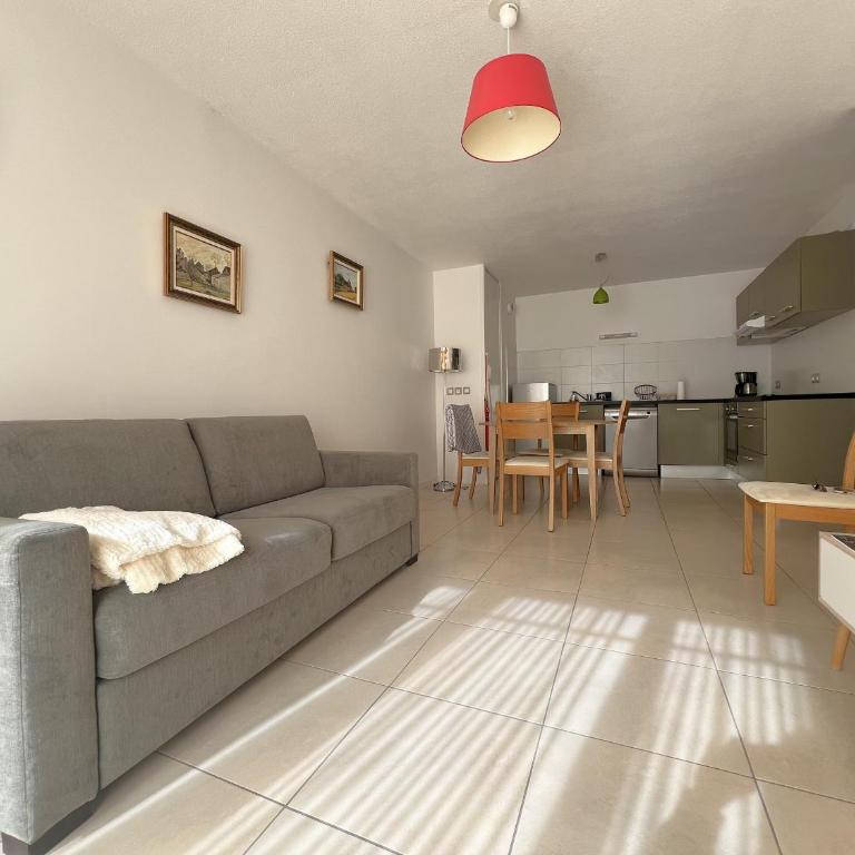 Appartement confortable proche centre-ville, 4 pers, parking inclus - FR-1-474-209 - Appartement - 7