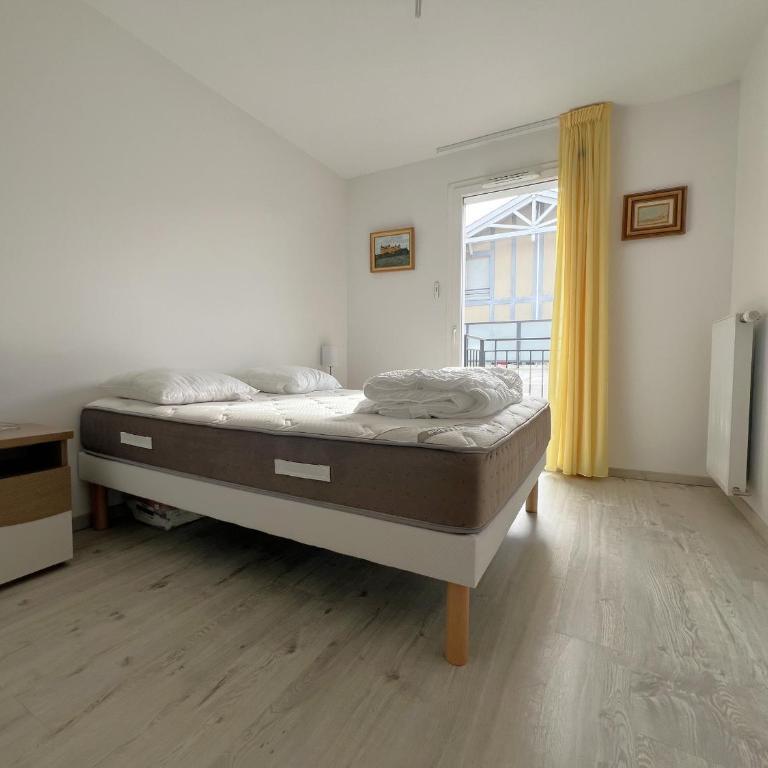 Appartement confortable proche centre-ville, 4 pers, parking inclus - FR-1-474-209 - Appartement - 12