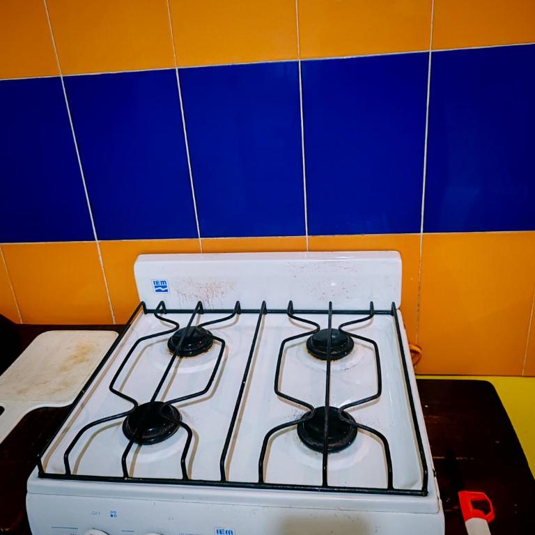Relajante y Cálida con WIFI y free E Familiar - Two-Bedroom House - 9