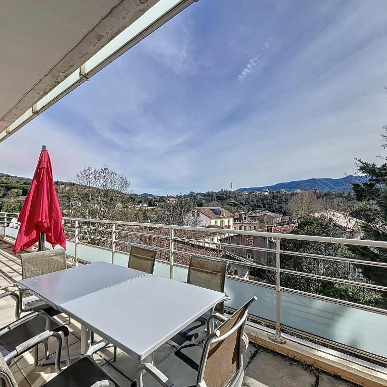Bel F3 climatisé avec parkings, terrasse et vue sur montagnes à 50m du centre et des thermes - FR-1-451-213 - Apartamento de 2 dormitorios - 13