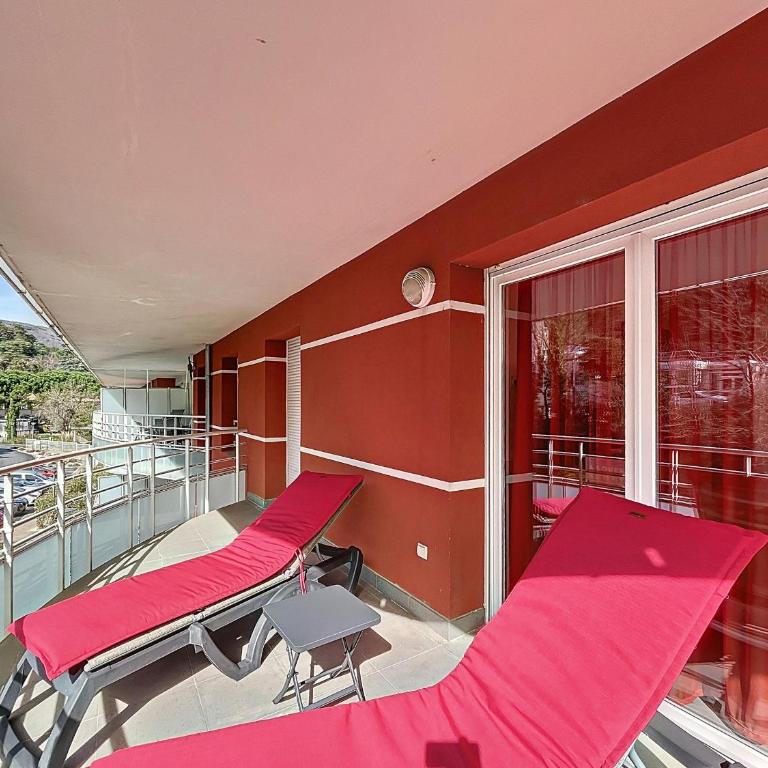 Bel F3 climatisé avec parkings, terrasse et vue sur montagnes à 50m du centre et des thermes - FR-1-451-213 - Apartamento de 2 dormitorios - 16