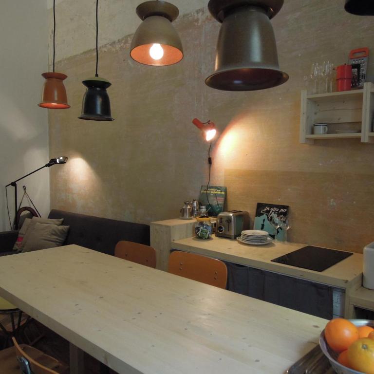 V12 Design Apartments - Loft - 1
