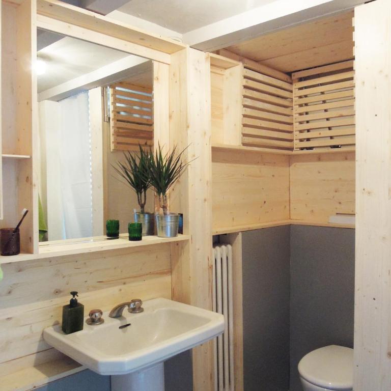 V12 Design Apartments - Loft - 7