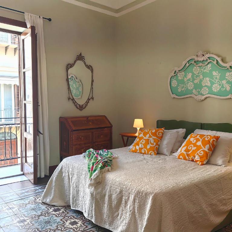 Downtown Grandama Home della Cassatella - Air Conditioner&wifi - Two-Bedroom Apartment with Balcony - 12