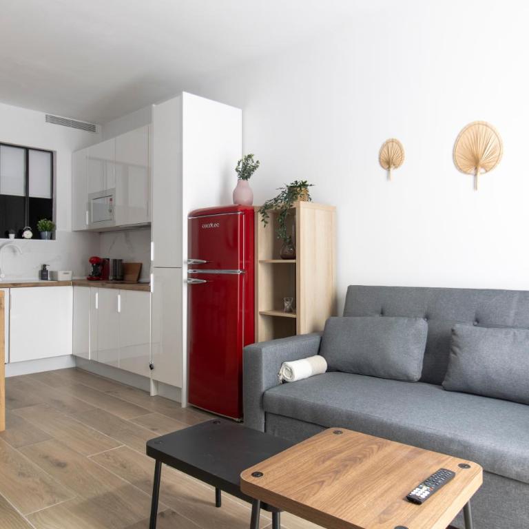 Loft Navas B by Property - Two-Bedroom Apartment - 10