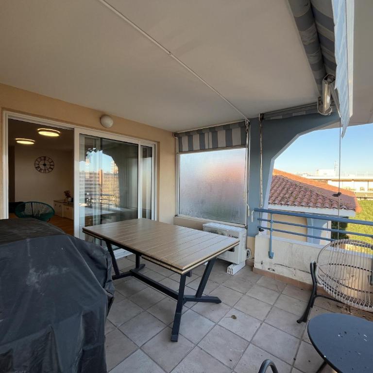 Port Frejus, 150 m de la plage, tres rare a la loc - Appartamento con Vista - 4