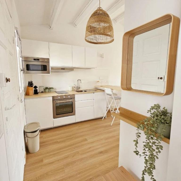 F2 apartment in residence with swimming pool - Apartment - 6