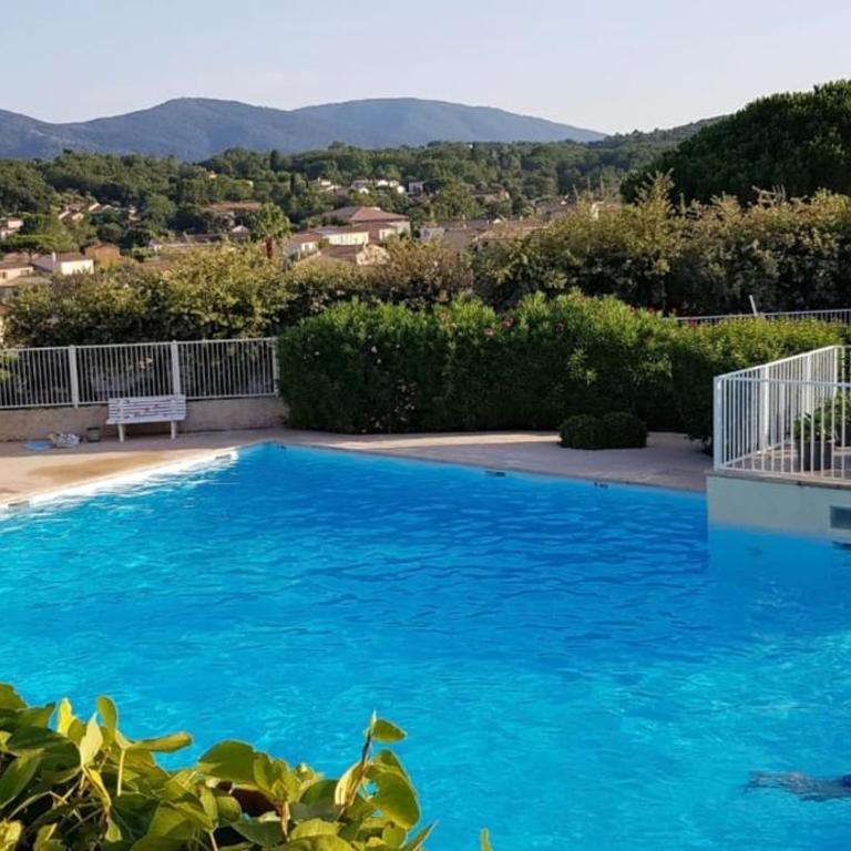 F2 apartment in residence with swimming pool - Apartment - 14