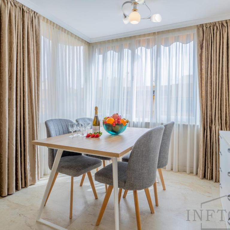 Inftour Apolo III Atico - Two-Bedroom Apartment - 6
