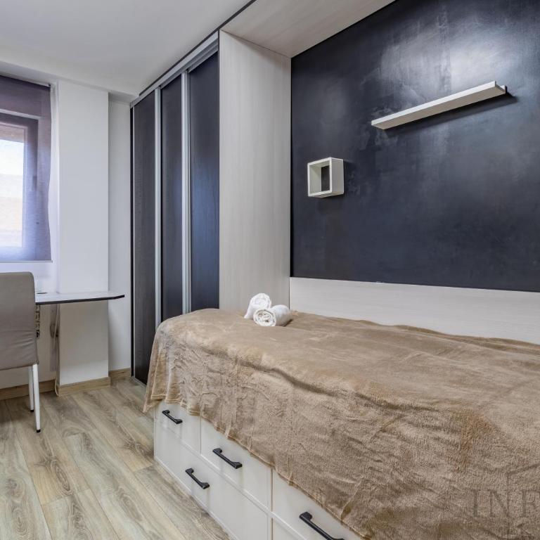 Inftour Apolo III Atico - Two-Bedroom Apartment - 16