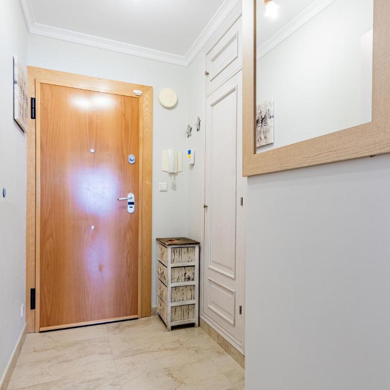 Inftour Apolo III Atico - Two-Bedroom Apartment - 26