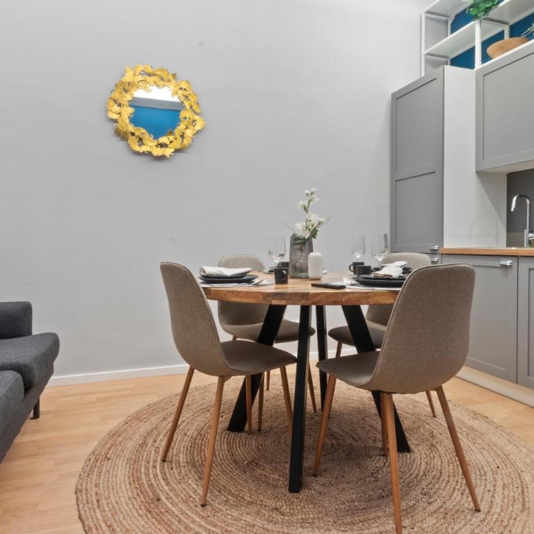 Flatista Homes - Luise - Two-Bedroom Apartment - 6