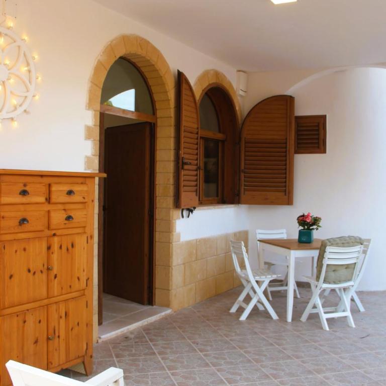Il Pangolo Villa con trullo vicino al mare - Three-Bedroom Vacation Home - 27
