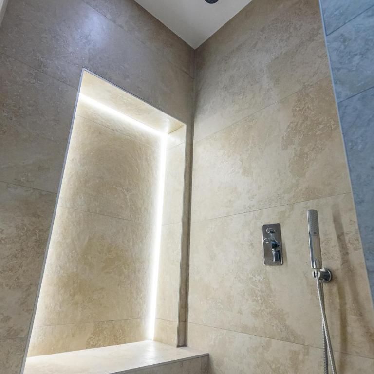Skadarlija Aurora - Two-Bedroom Apartment - 23