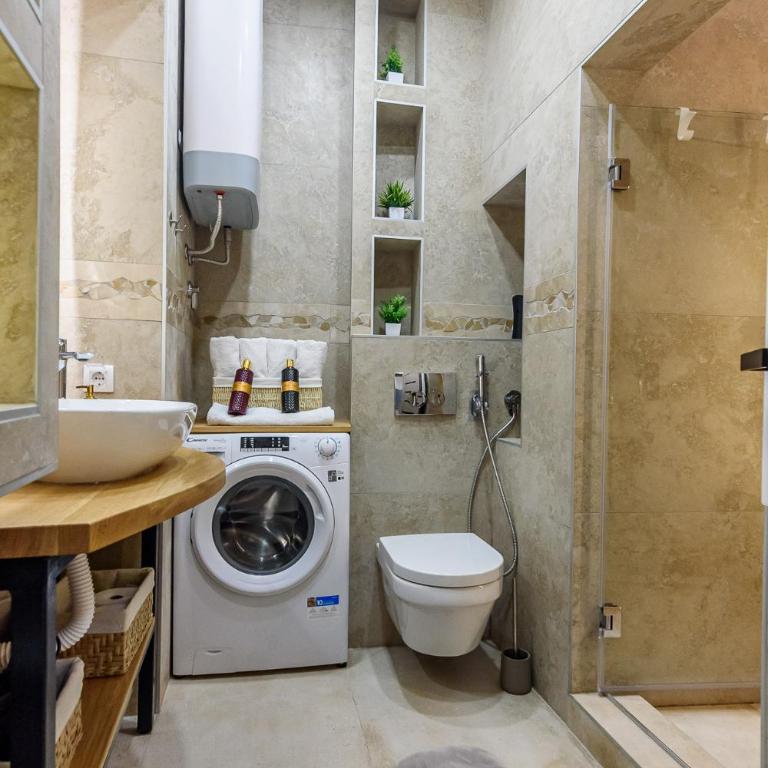 Skadarlija Aurora - Two-Bedroom Apartment - 27