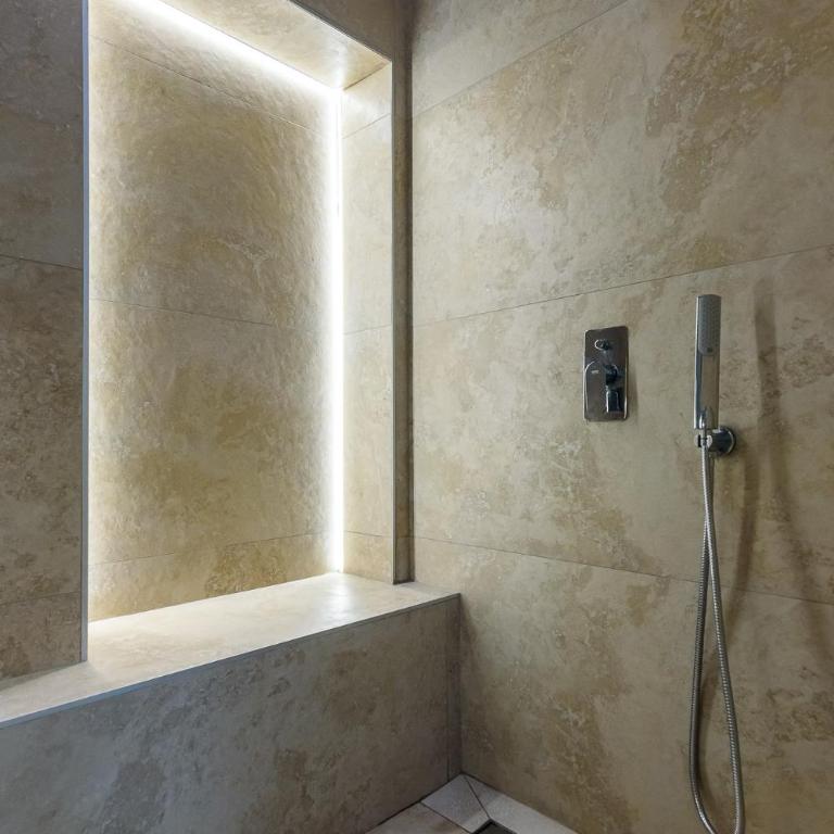 Skadarlija Aurora - Two-Bedroom Apartment - 30
