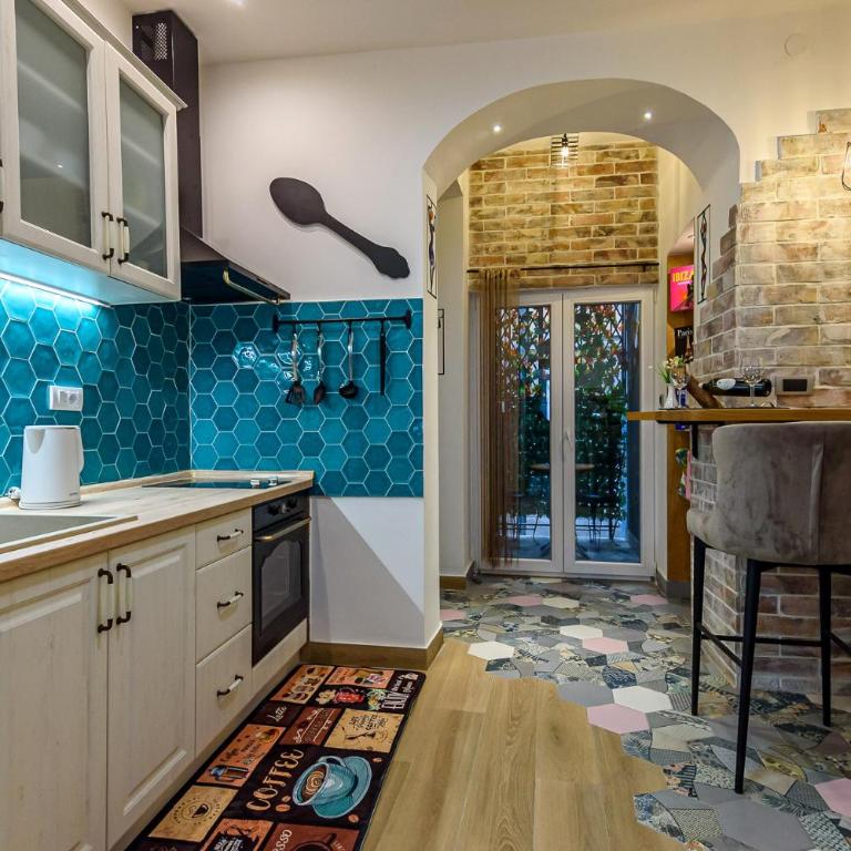 Skadarlija Aurora - Two-Bedroom Apartment - 31