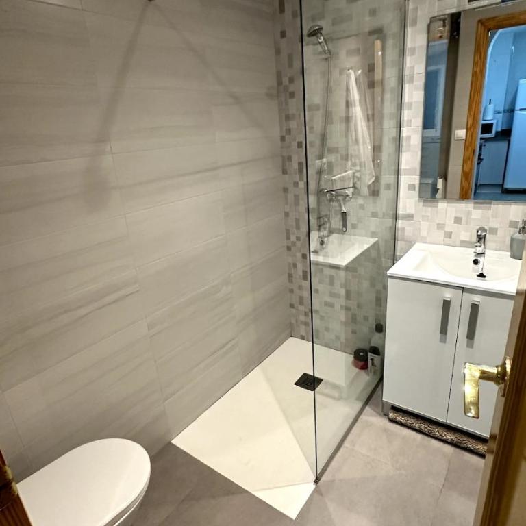 A primera línea de playa - Two-Bedroom Apartment - 4