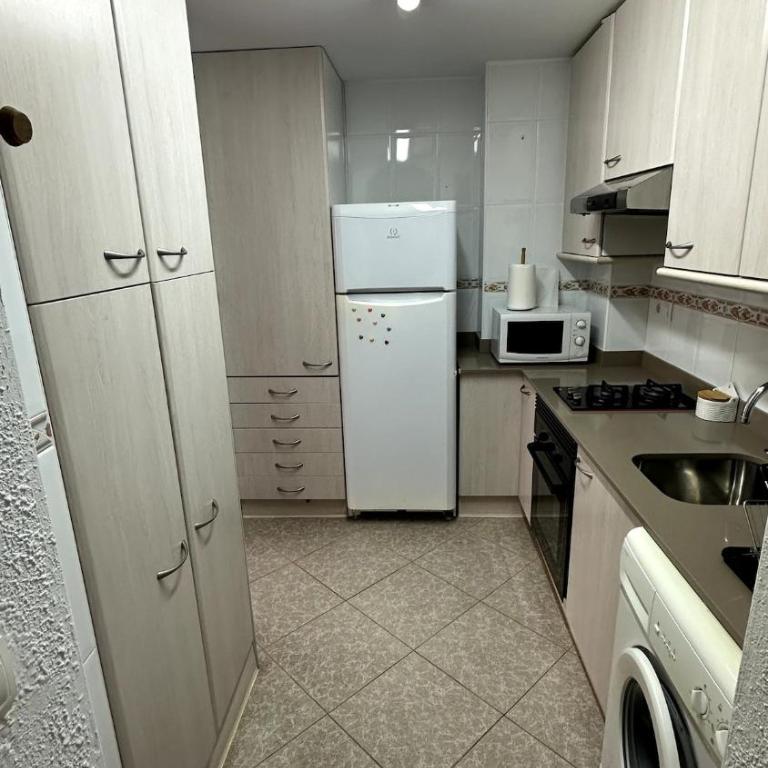 A primera línea de playa - Two-Bedroom Apartment - 10