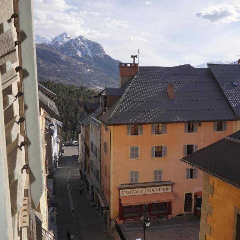 Grand appartement Briançon serre Chevalier avec garage - Appartement 3 Chambres - 4