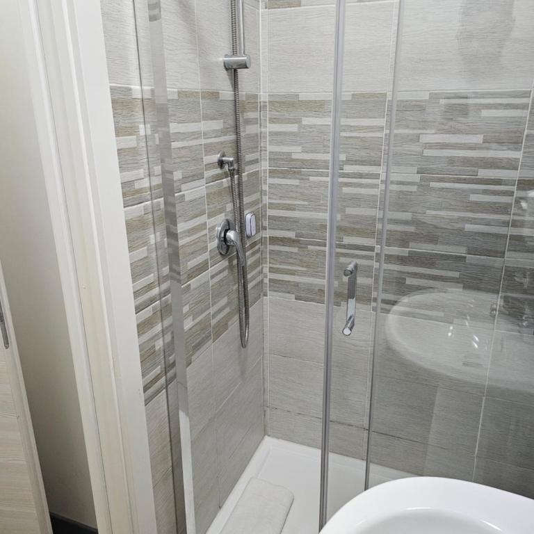 Trastevere Guestrooms - Camera Tripla con Bagno Privato - 33