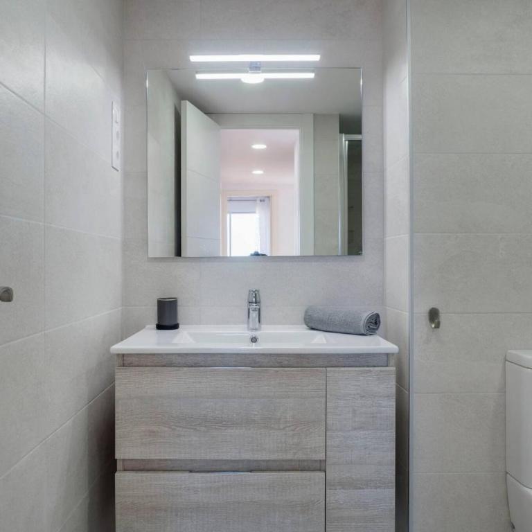 041 Bright 3 Bed, Sea Views Beach Apt - Apartamento de 3 dormitorios - 19