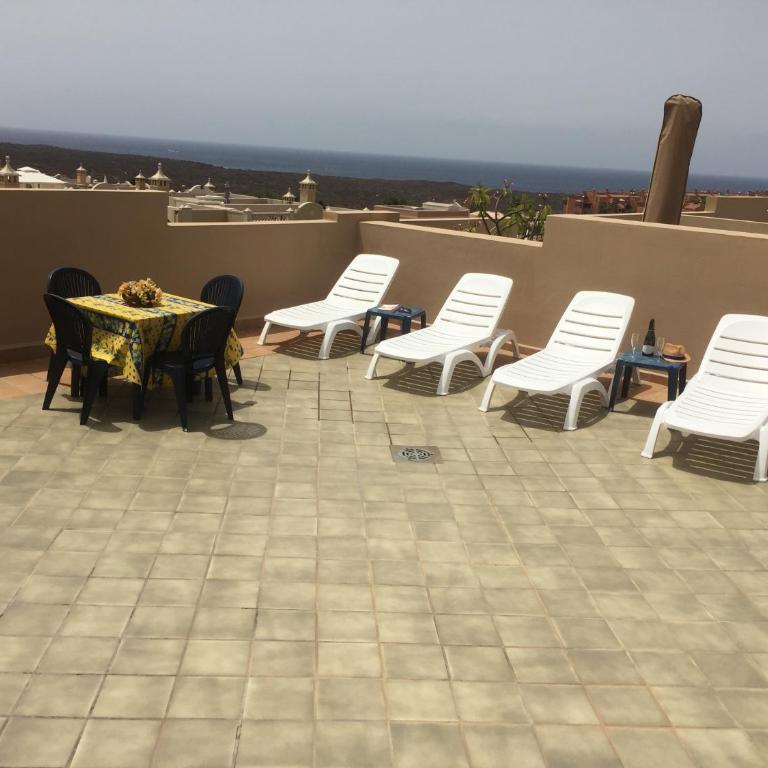 TERRAZAS DEL FARO APPART LUXE - PALM-MAR- VUE MER ET PISCINE- 8OM2 De TERRASSE - Apartamento Deluxe de 2 dormitorios con vistas al mar - 14