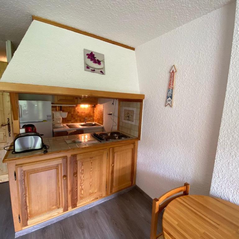 Studio cozy au pied des pistes, plein sud, parking inclus - FR-1-445-72 - Studio - 9