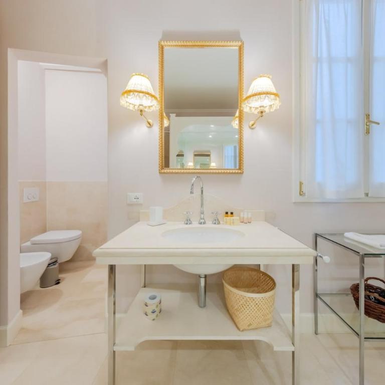Palazzo Bartolommei Dimora Storica Centralissima - Appartamento Superior - 64