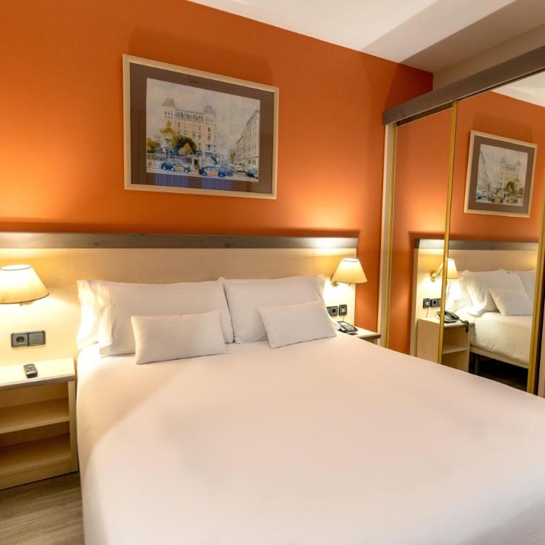 Petit Palace Trencadís - Comfort Double Room - 4