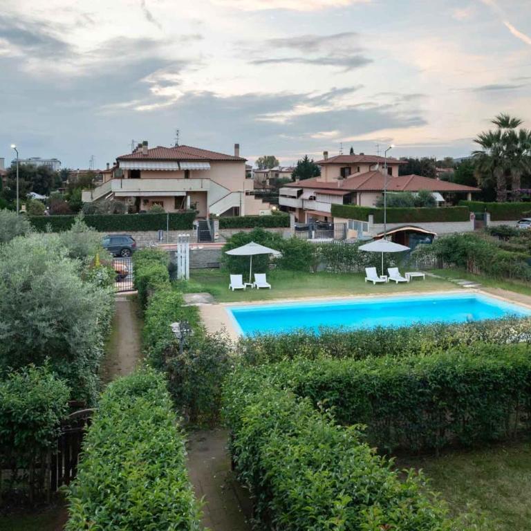 Follonica Apartments - Pool & Relax - Three-Bedroom Apartment - Split Level (6 Adults) - 30