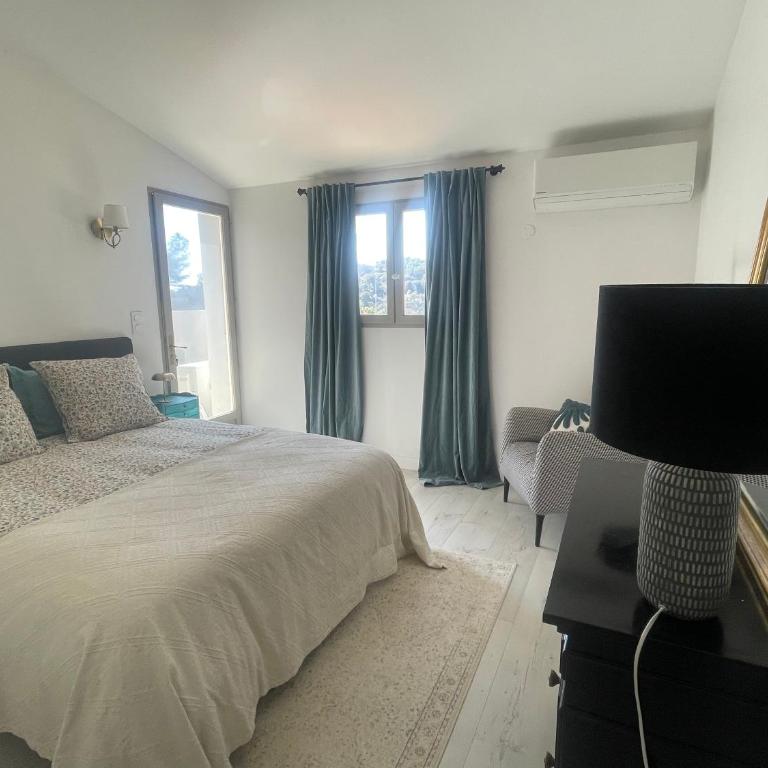 La villa des Carriers - maison avec piscine, 10 min mer - Villa - 49