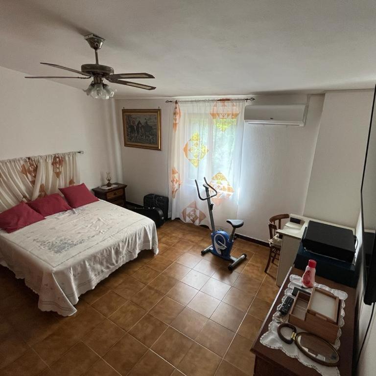 Two bedrooms apartment in Orosei - Casa con 1 Camera da Letto - 1