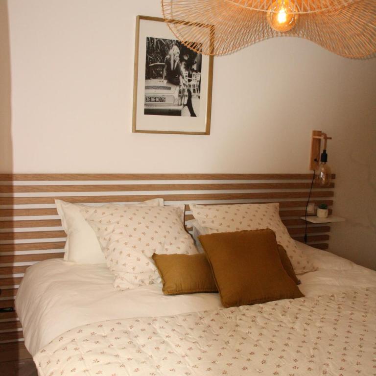 La Maison Blanche 74 Annecy-le-Vieux - Studio-Apartment mit Kingsize-Bett - 10