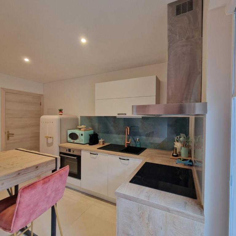La Maison Blanche 74 Annecy-le-Vieux - Studio-Apartment mit Kingsize-Bett - 11
