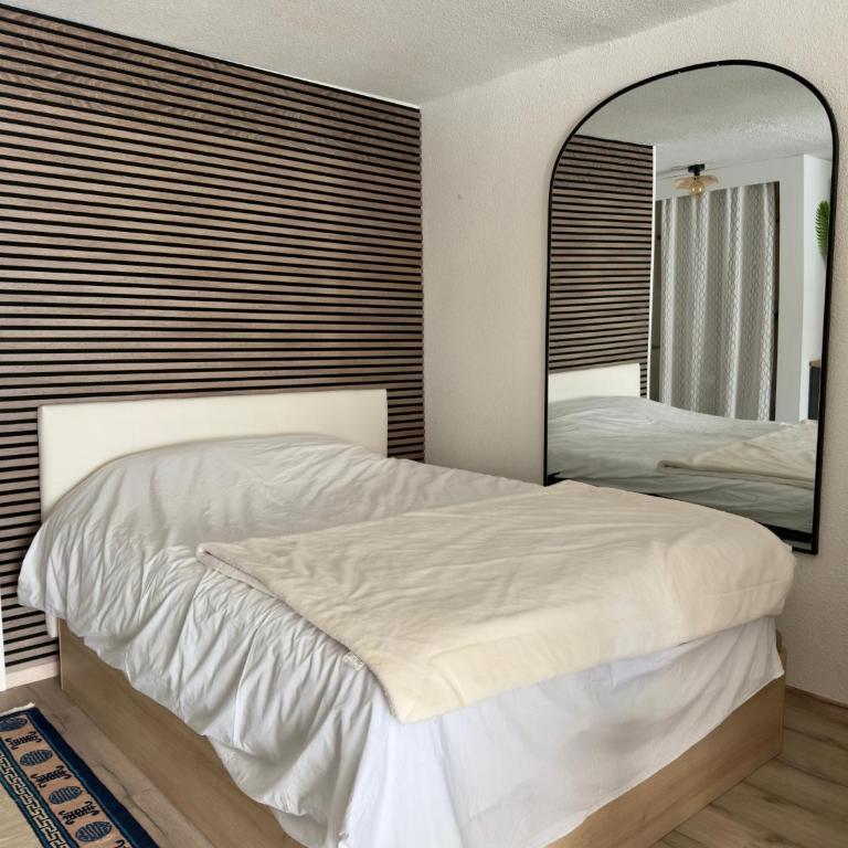 Luxuria - Heliopolis C - Sauna infrarouge - Clim - Parking - Village naturiste - Vue mer - Histoire de clés - One-Bedroom Apartment - 11