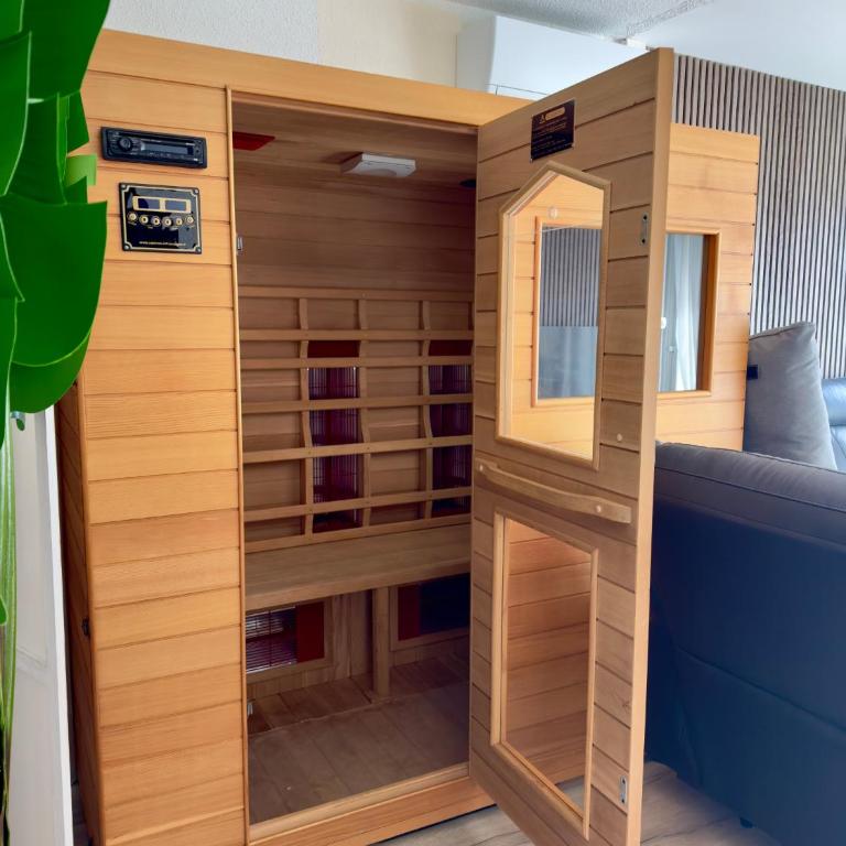 Luxuria - Heliopolis C - Sauna infrarouge - Clim - Parking - Village naturiste - Vue mer - Histoire de clés - One-Bedroom Apartment - 12
