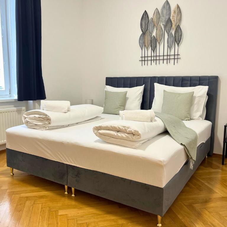 Leoben City Apartments - Premium Apartments 24 7 - Camera Doppia con Letti Singoli con Vista Giardino - 14