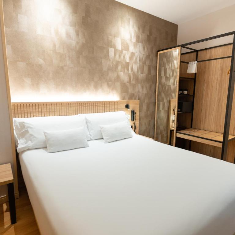 Petit Palace Eixample - Small Double Room - 5