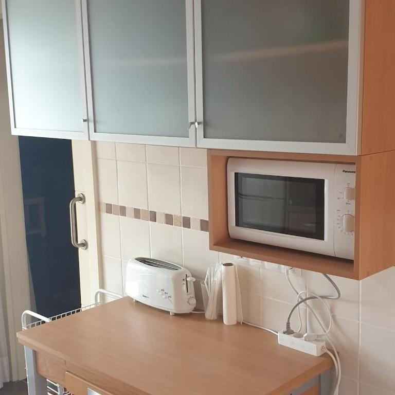 Chalet adosado entero, bbq y piscina comunitaria - Five-Bedroom House - 54