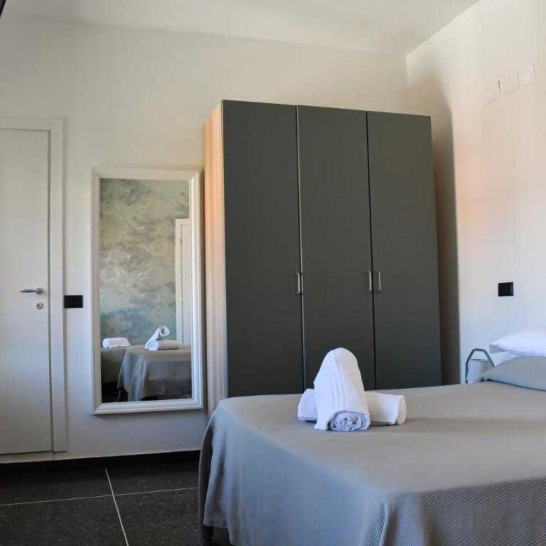 Hotel Le Palme - Camera Familiare Deluxe - 1