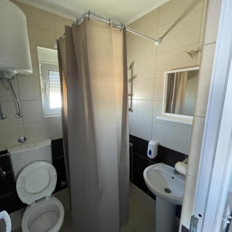 Villa Elezi - Triple Room with Balcony - 4